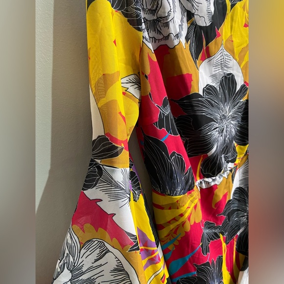 Colorful floral dress - Picture 2 of 3